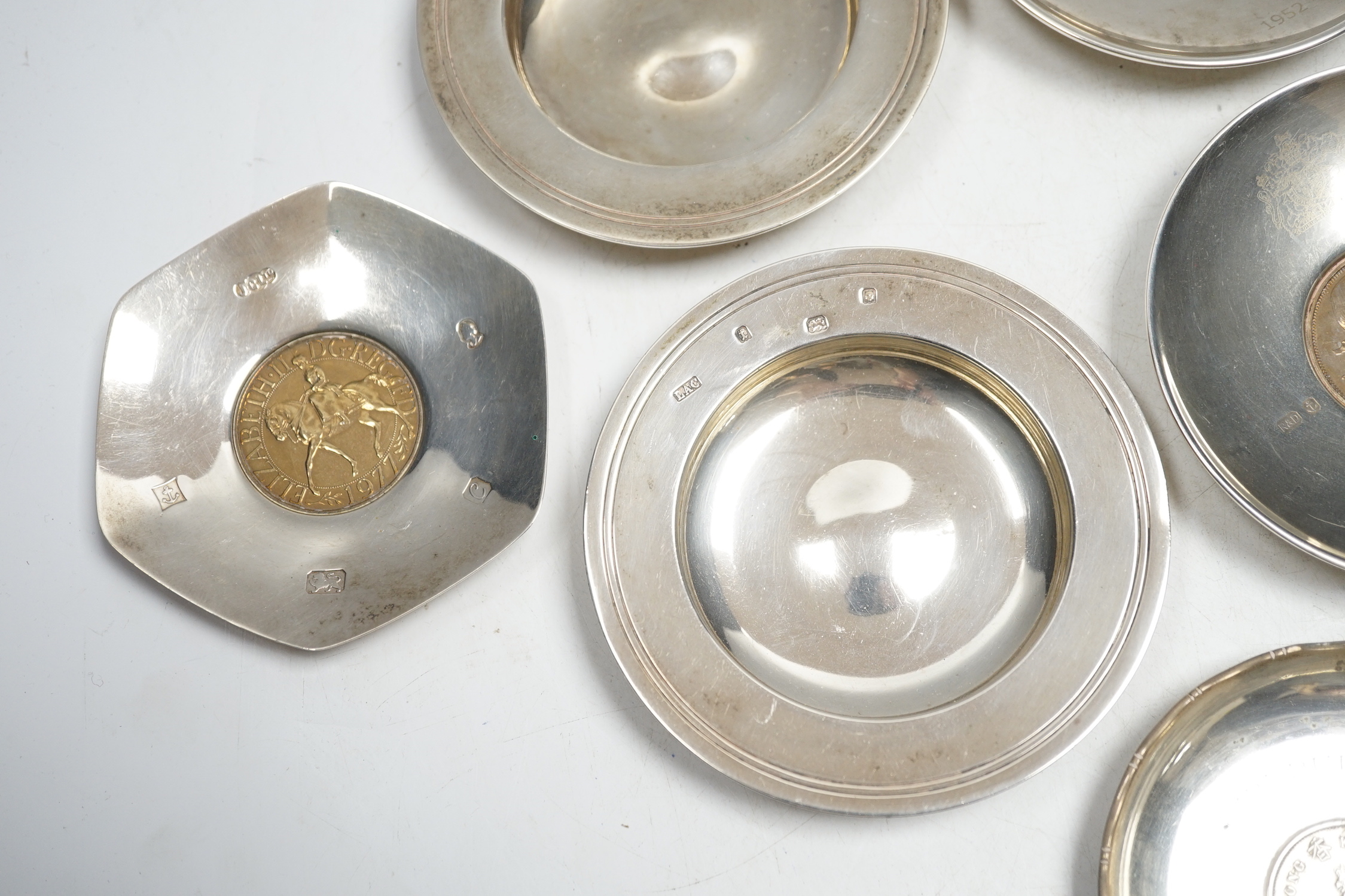 Three pairs of modern silver nut dishes, including armada dishes and commemorative, largest diameter 10.8cm, 18.7oz.